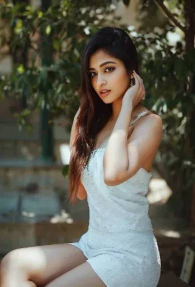 Zoya — profile photo, Thane